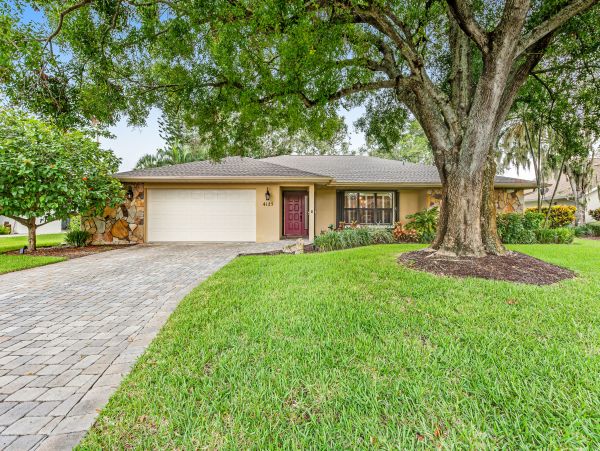 Anna Maria Island Holmes Beach Home 1007588