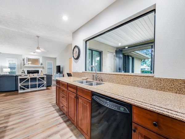 Anna Maria Island Holmes Beach Home 1007588