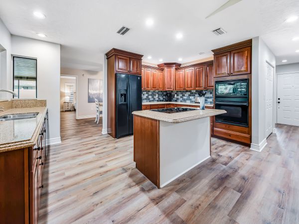Anna Maria Island Holmes Beach Home 1007588