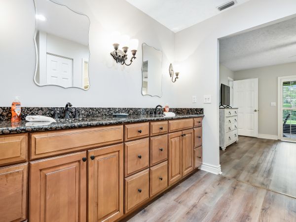 Anna Maria Island Holmes Beach Home 1007588