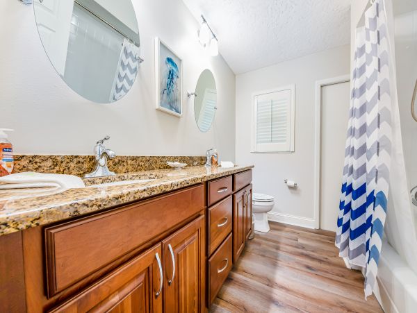Anna Maria Island Holmes Beach Home 1007588