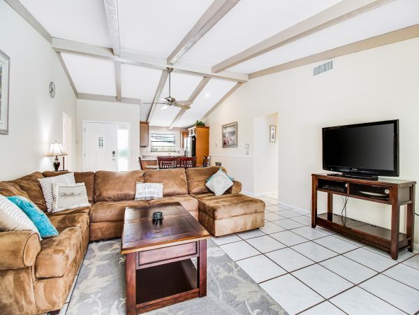 Anna Maria Island Holmes Beach Home 1007592