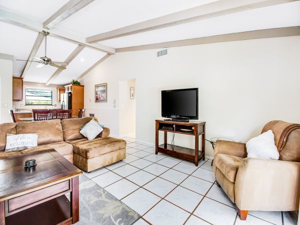 Anna Maria Island Holmes Beach Home 1007592