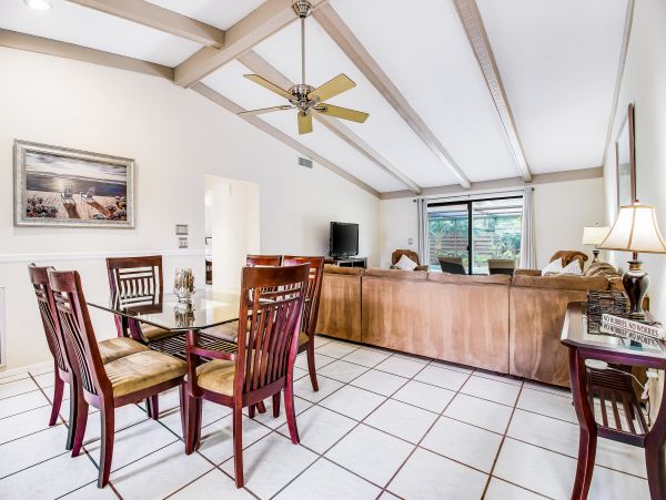 Anna Maria Island Holmes Beach Home 1007592