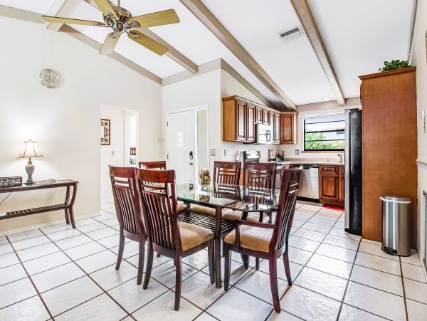 Anna Maria Island Holmes Beach Home 1007592