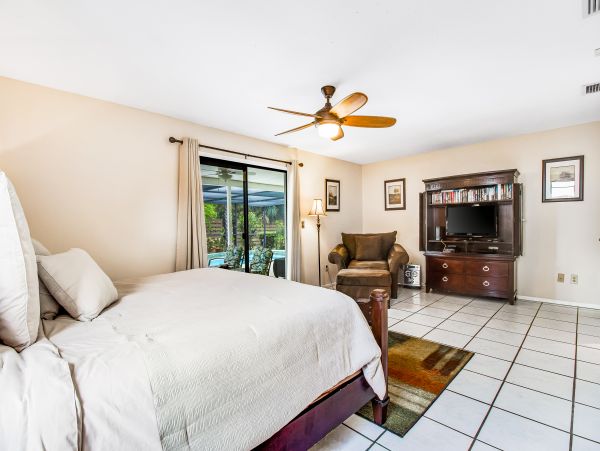 Anna Maria Island Holmes Beach Home 1007592