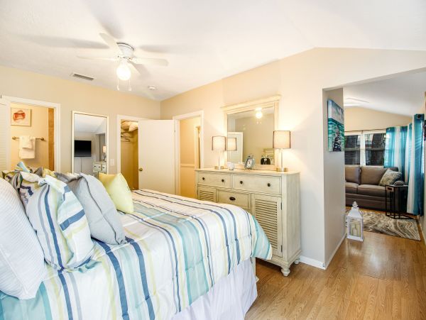 Anna Maria Island Holmes Beach Home 1007593