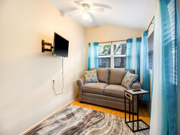 Anna Maria Island Holmes Beach Home 1007593
