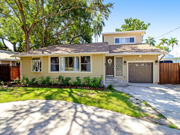 Anna Maria Island Holmes Beach Home 1007593
