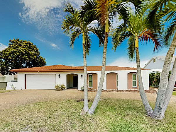 Anna Maria Island Holmes Beach Home 1007594