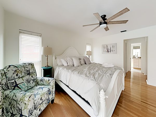 Anna Maria Island Holmes Beach Home 1007594
