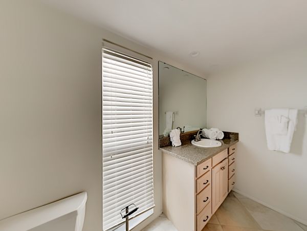 Anna Maria Island Holmes Beach Home 1007594