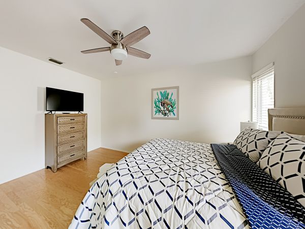 Anna Maria Island Holmes Beach Home 1007594