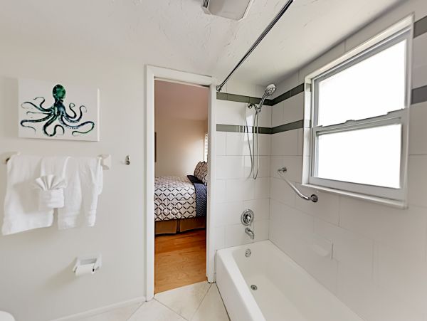 Anna Maria Island Holmes Beach Home 1007594
