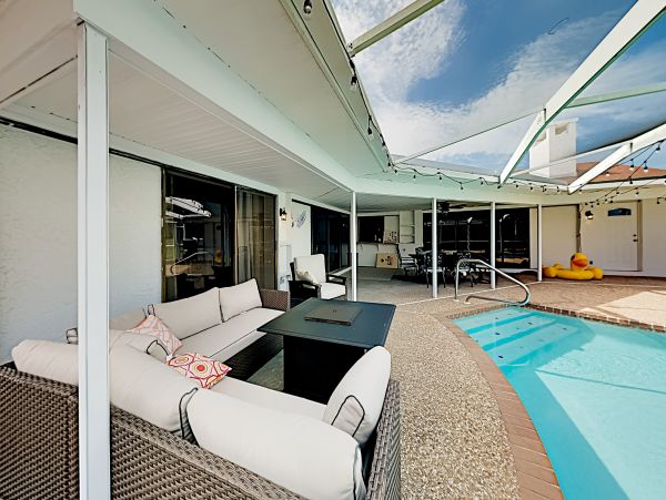 Anna Maria Island Holmes Beach Home 1007594