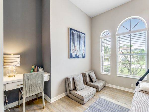 Three Bedroom Vacation Rental Home in Bradenton