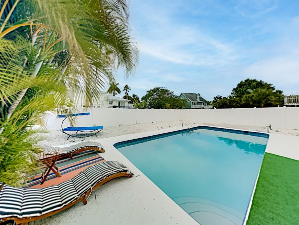 Anna Maria Island Holmes Beach Home 1007596
