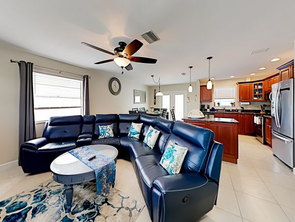 Anna Maria Island Holmes Beach Home 1007596