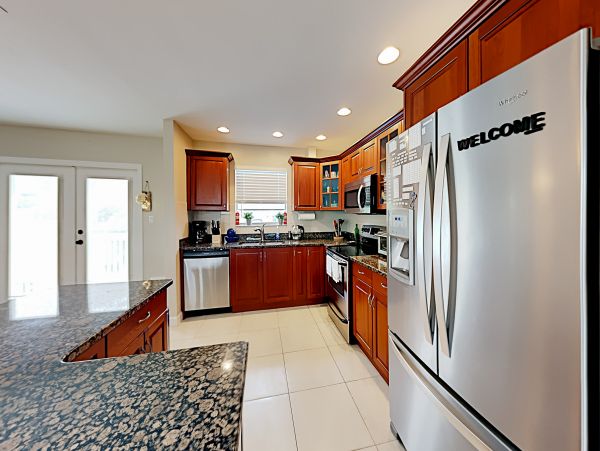 Anna Maria Island Holmes Beach Home 1007596