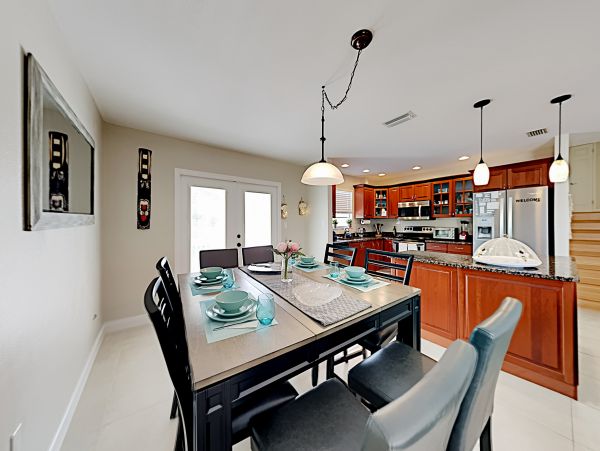 Anna Maria Island Holmes Beach Home 1007596