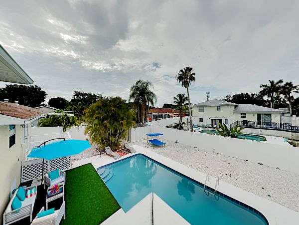 Anna Maria Island Holmes Beach Home 1007596