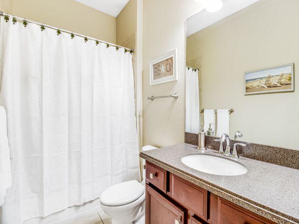 Anna Maria Island Holmes Beach Home 1007597