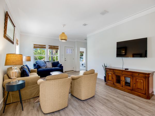 Anna Maria Island Holmes Beach Home 1007599