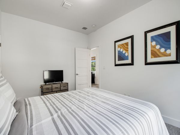Anna Maria Island Holmes Beach Home 1007599