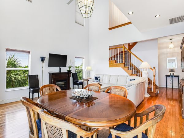 Anna Maria Island Holmes Beach Home 1007600