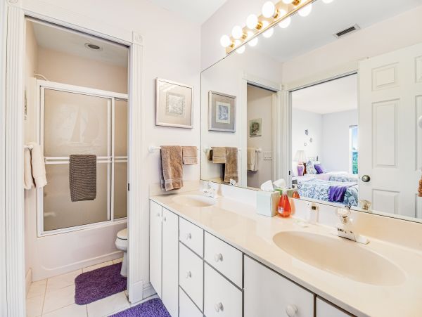 Anna Maria Island Holmes Beach Home 1007600
