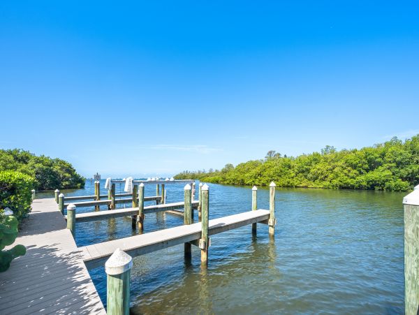 Anna Maria Island Holmes Beach Home 1007600