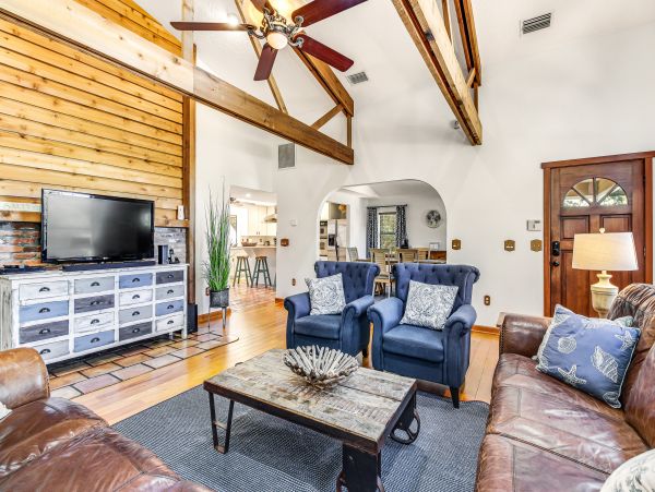 Anna Maria Island Holmes Beach Home 1007602