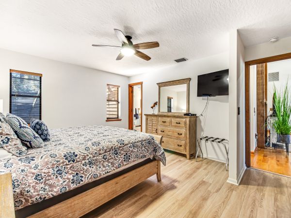 Anna Maria Island Holmes Beach Home 1007602