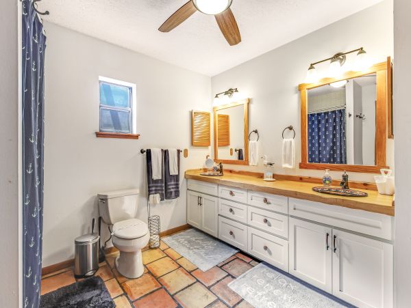 Anna Maria Island Holmes Beach Home 1007602