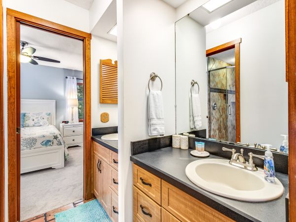 Anna Maria Island Holmes Beach Home 1007602