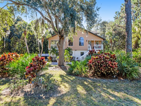 Anna Maria Island Holmes Beach Home 1007602