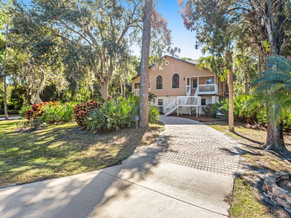 Anna Maria Island Holmes Beach Home 1007602