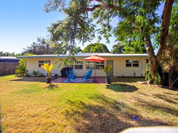 Anna Maria Island Holmes Beach Home 1007604