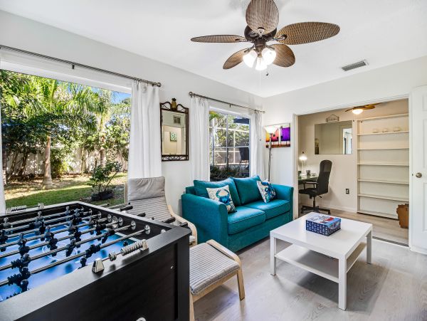 Pool Vacation Home in Bradenton Sleeps 12