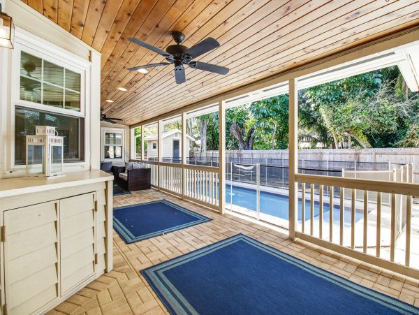 Anna Maria Island Holmes Beach Home 1007608