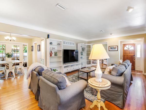 Anna Maria Island Holmes Beach Home 1007608