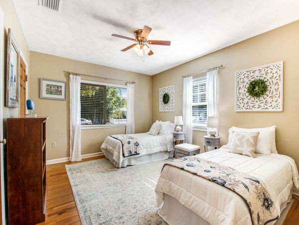 Anna Maria Island Holmes Beach Home 1007608