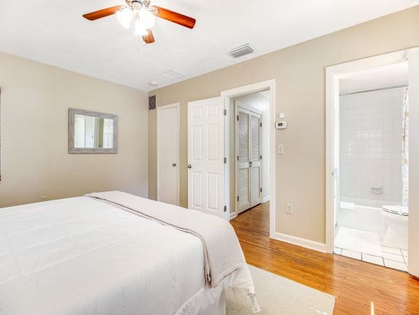 Anna Maria Island Holmes Beach Home 1007608