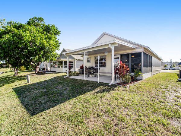 Anna Maria Island Holmes Beach Home 1007609