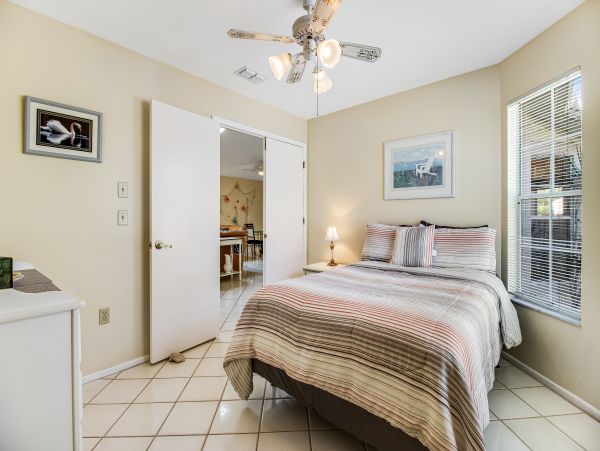 Anna Maria Island Holmes Beach Home 1007609