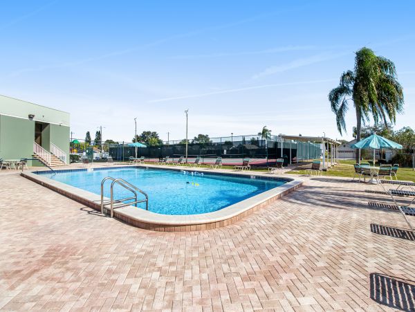 Anna Maria Island Holmes Beach Home 1007609