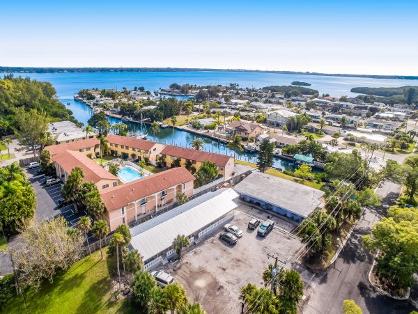 Anna Maria Island Holmes Beach Condo 1007611