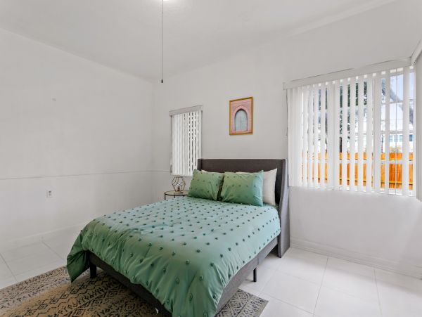 Anna Maria Island Holmes Beach Home 1007613