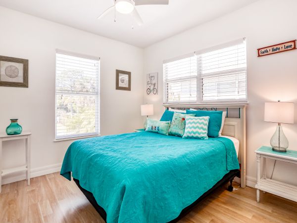 Anna Maria Island Holmes Beach Home 1007616