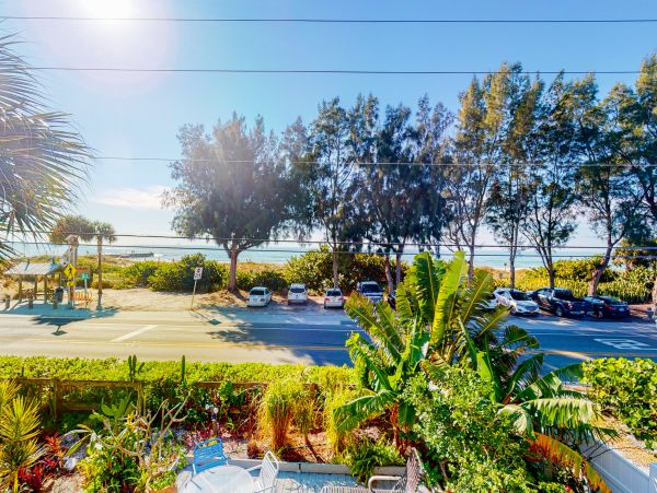 Anna Maria Island Holmes Beach Home 1007618